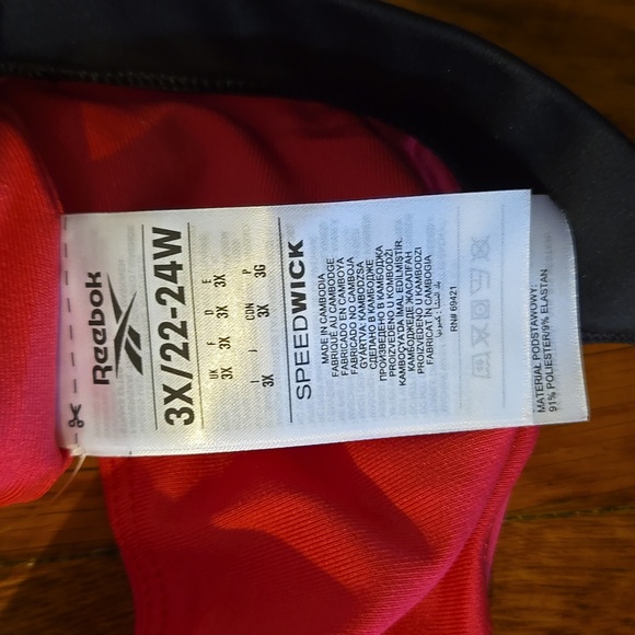 Reebok Sports Bra in Plus Size 3XL - Picture 5 of 5